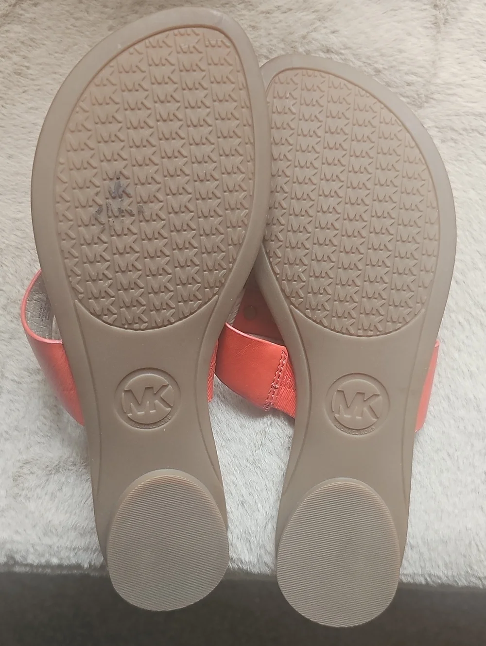 Michael Michael Kors Hamilton Flat Thong Leather Sandals Size 7.5M